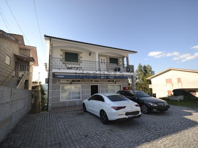 Casa venda em Rosém, Avessadas