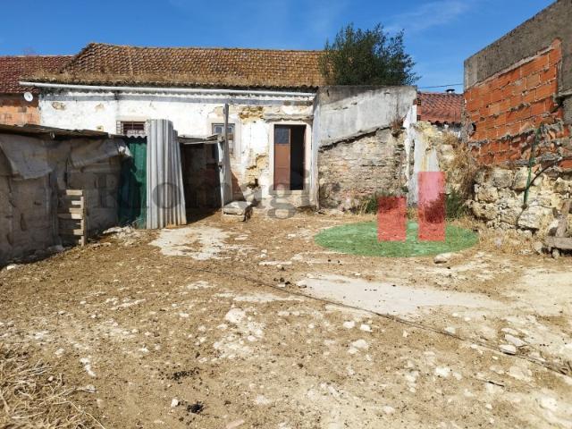 Casa venda em Rio Maior, Santarém