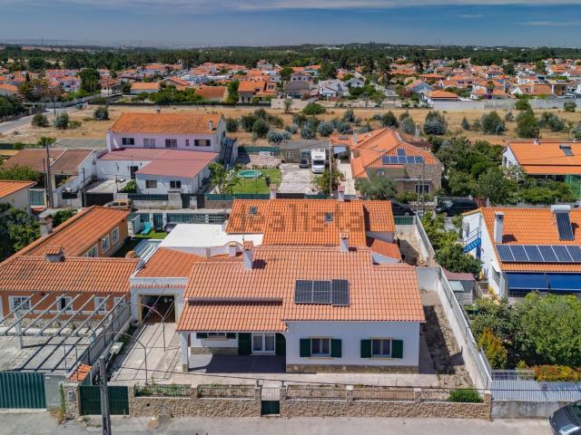 Casa venda em Azeitão (São Lourenço e São Simão), Setúbal