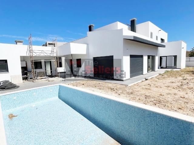 Casa venda em Azeitão (São Lourenço e São Simão), Setúbal