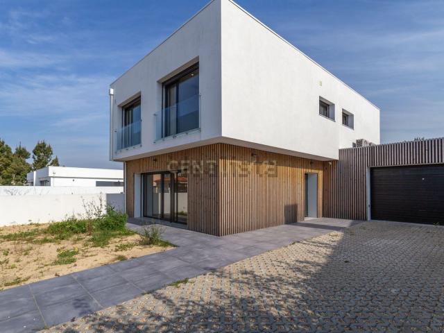 Casa venda em Azeitão (São Lourenço e São Simão), Setúbal