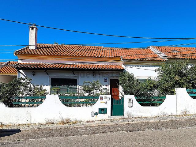 Casa venda em Azeitão (São Lourenço e São Simão), Setúbal
