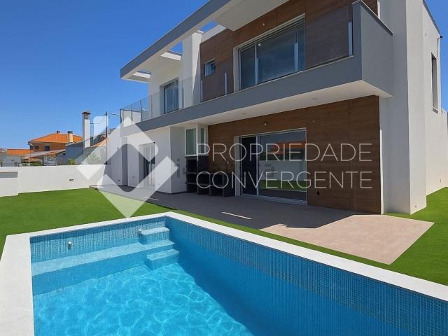 Casa venda em Azeitão (São Lourenço e São Simão), Setúbal