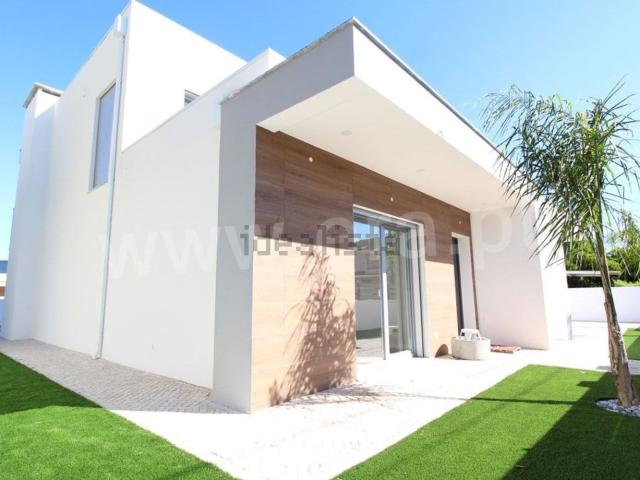 Casa venda em Azeitão (São Lourenço e São Simão), Setúbal
