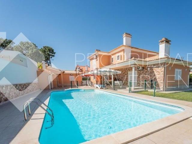 Casa venda em Azeitão (São Lourenço e São Simão), Setúbal