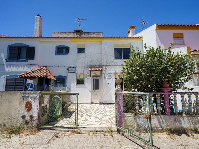 Casa venda em Azeitão (São Lourenço e São Simão), Setúbal