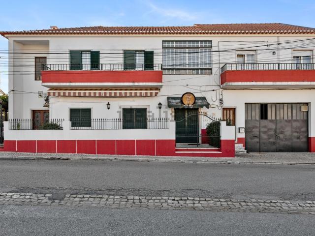 Casa venda em Azeitão (São Lourenço e São Simão), Setúbal
