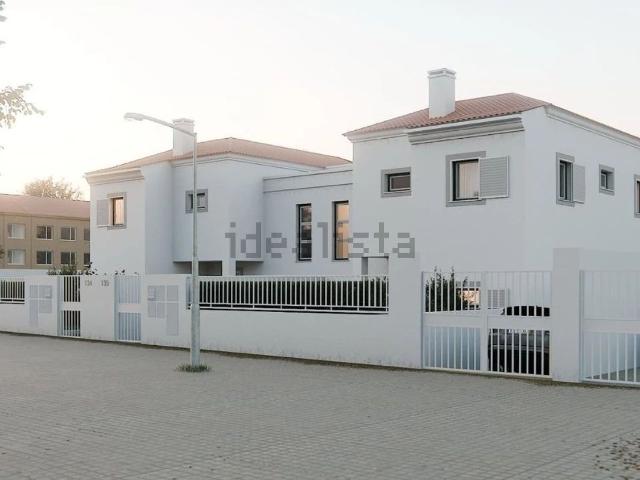 Casa venda em Azeitão (São Lourenço e São Simão), Setúbal