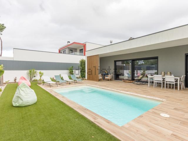 Casa venda em Azeitão (São Lourenço e São Simão), Setúbal