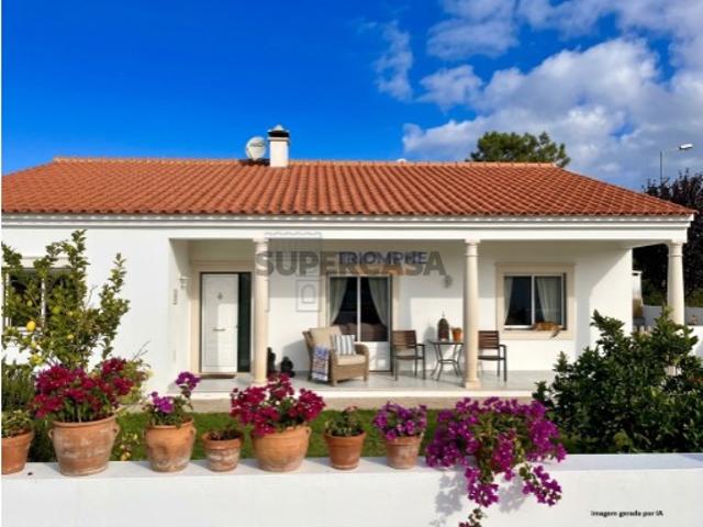 Casa venda em Azeitão (São Lourenço e São Simão), Setúbal