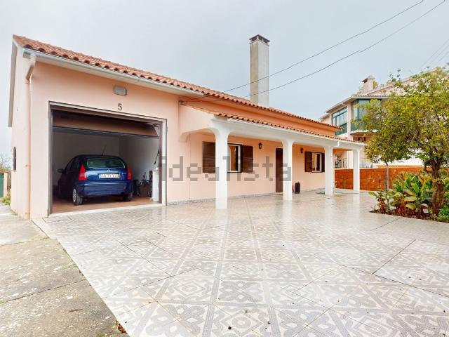 Casa venda em Azeitão (São Lourenço e São Simão), Setúbal