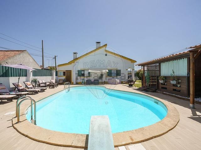 Casa venda em Azeitão (São Lourenço e São Simão), Setúbal