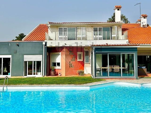 Casa venda em Azeitão (São Lourenço e São Simão), Setúbal