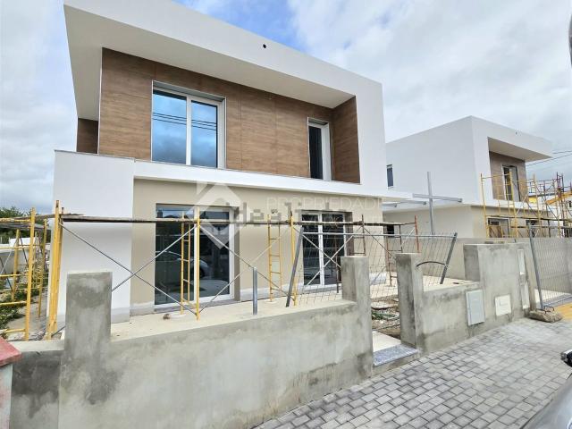 Casa venda em Azeitão (São Lourenço e São Simão), Setúbal
