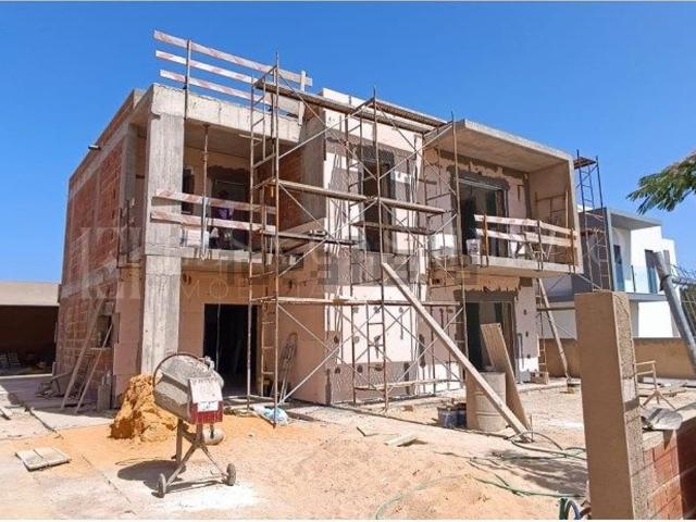 Casa venda em Azeitão (São Lourenço e São Simão), Setúbal