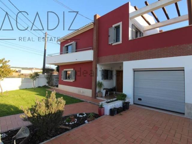 Casa venda em Azeitão (São Lourenço e São Simão), Setúbal