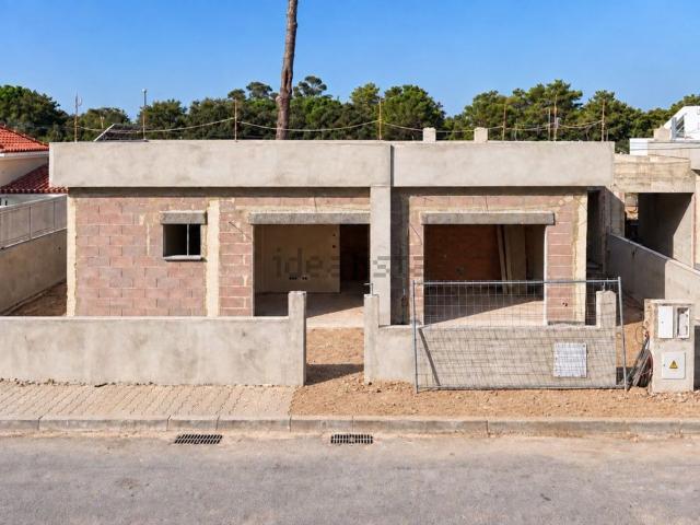 Casa venda em Azeitão (São Lourenço e São Simão), Setúbal