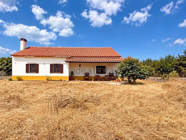Casa venda em Azeitão (São Lourenço e São Simão), Setúbal