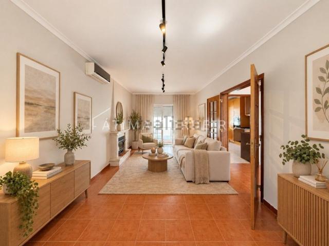 Casa venda em Azeitão (São Lourenço e São Simão), Setúbal
