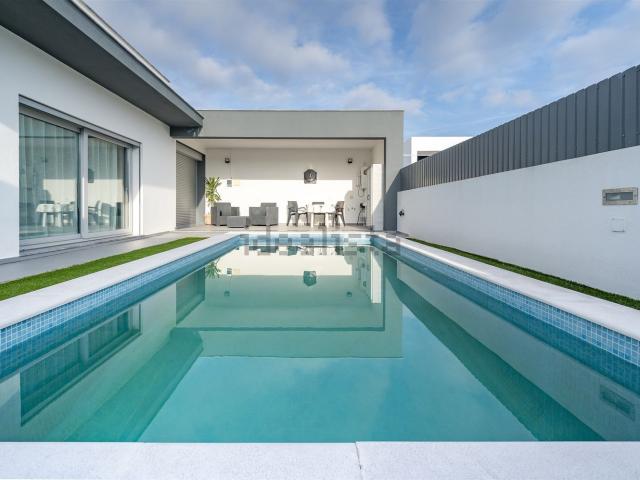Casa venda em Azeitão (São Lourenço e São Simão), Setúbal