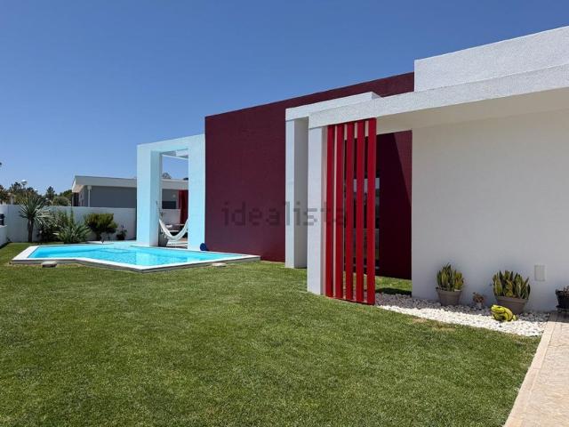 Casa venda em Azeitão (São Lourenço e São Simão), Setúbal