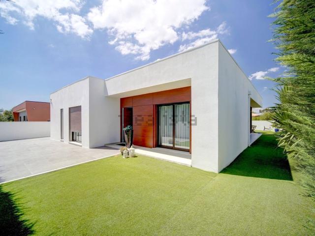 Casa venda em Azeitão (São Lourenço e São Simão), Setúbal