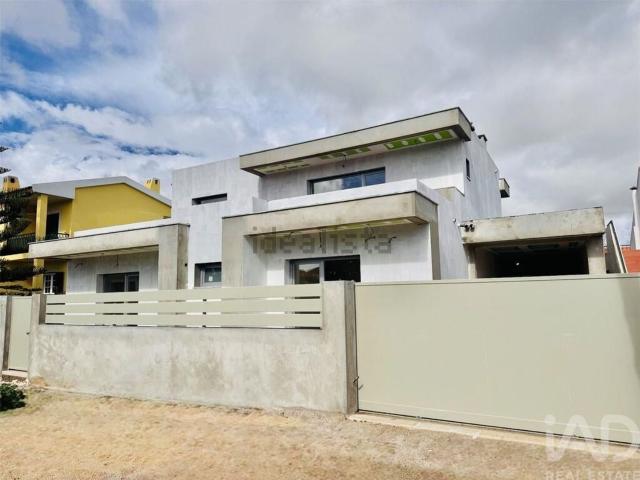 Casa venda em Azeitão (São Lourenço e São Simão), Setúbal