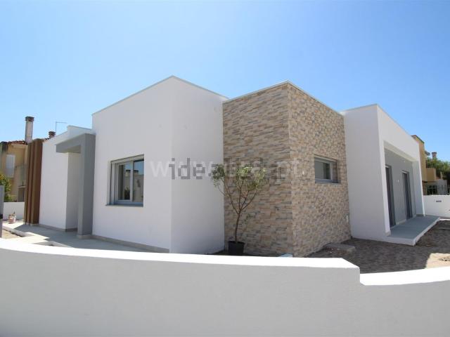 Casa venda em Azeitão (São Lourenço e São Simão), Setúbal