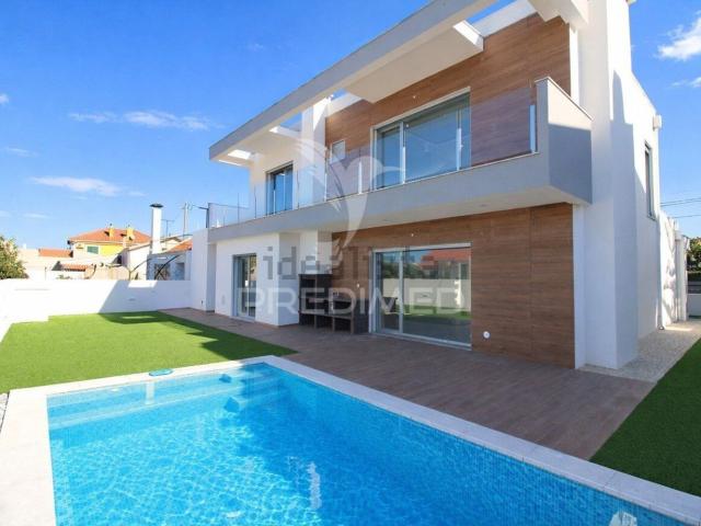 Casa venda em Azeitão (São Lourenço e São Simão), Setúbal