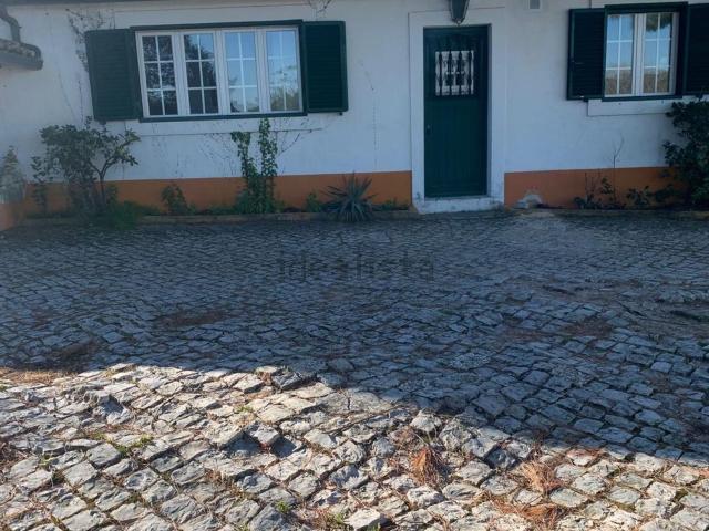 Casa alugar em Azeitão (São Lourenço e São Simão), Setúbal