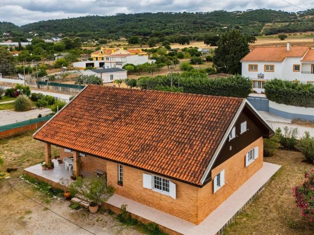 Casa venda em Azeitão (São Lourenço e São Simão), Setúbal