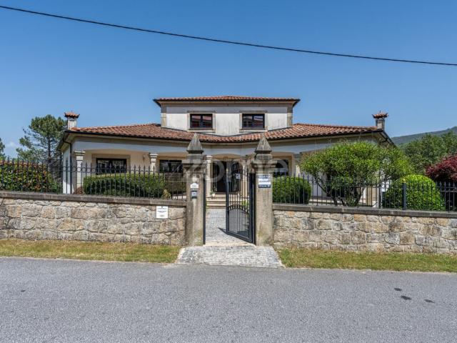 Casa venda em Azias, Grovelas São João Evangelista