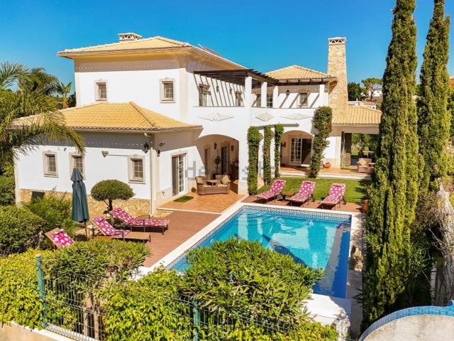 Casa venda em Albufeira e Olhos de Água, Albufeira