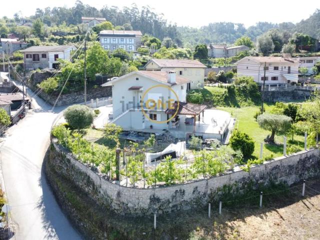 Casa venda em São Pantaleão, Covas