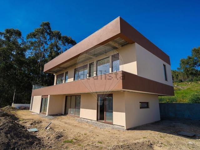 Casa venda em Ramos, Bitarães