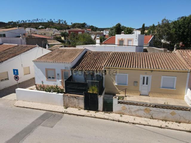 Casa venda em Barão de São João, Lagos