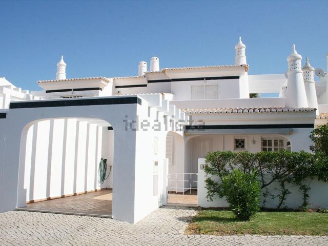 Moradia alugar em Quarteira