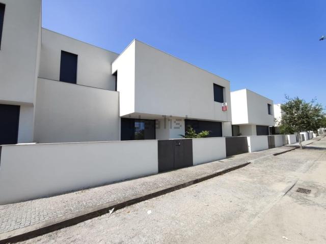 Casa alugar em Barcelinhos, Barcelos