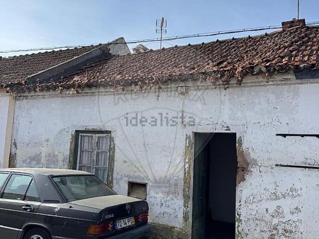 Casa venda em Chaminé, Abrantes