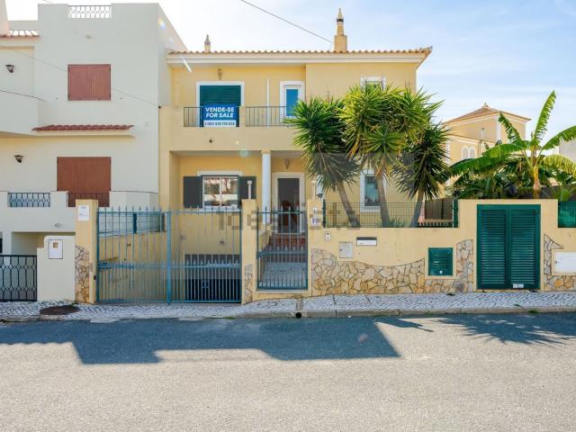Casa venda em Quinta do Pinheiro, Portimão