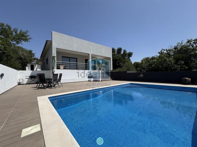 Casa venda em Benafim Pequeno, Loulé