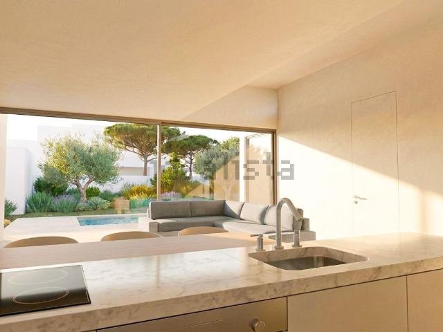 Casa venda em Cortiçóis, Almeirim