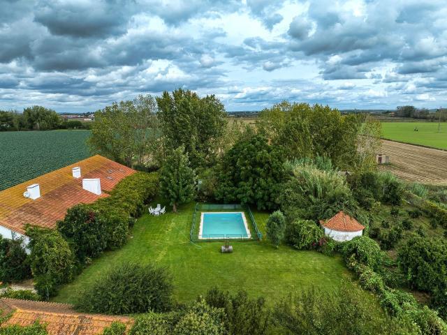 Casa venda em Azeitada, Almeirim