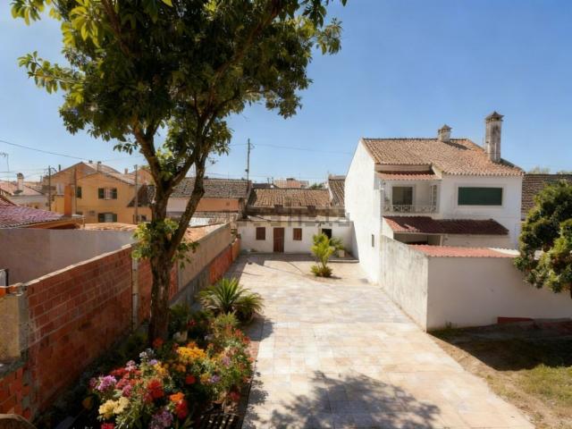 Casa venda em Cortiçóis, Almeirim