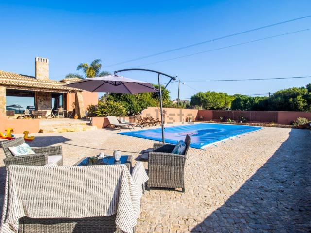 Casa venda em Barão de São João, Lagos