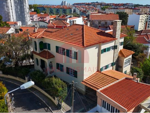 Casa venda em Núcleo Urbano Histórico de Algés, Oeiras