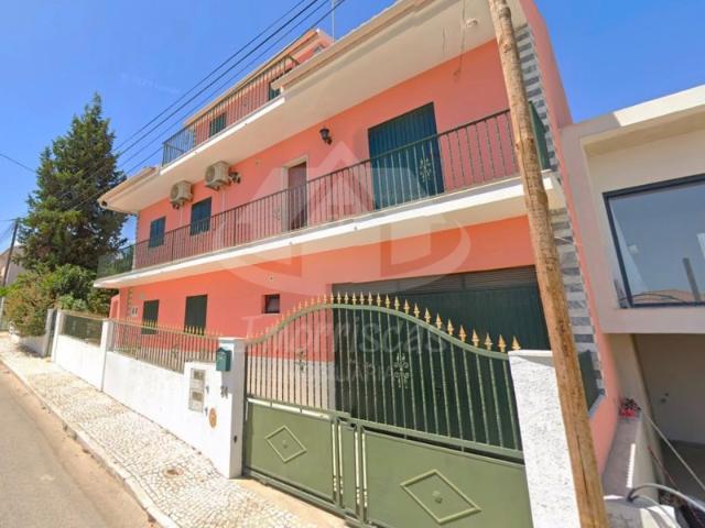 Casa venda em Santiago Dos Velhos, Lisboa