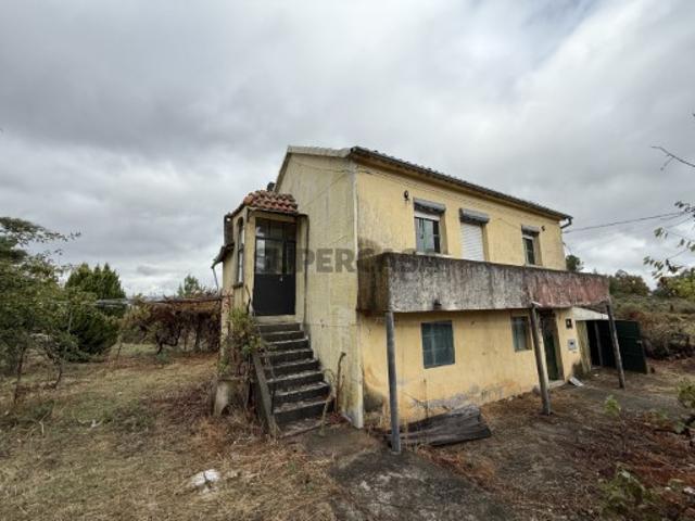 Casa venda em Castelo Branco, Caria