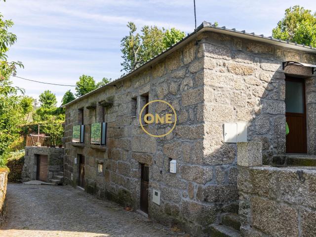 Casa venda em Covelo de Cima, Parada Do Bouro