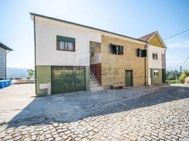 Casa venda em Marecos, Porto